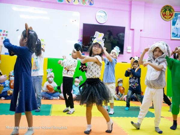 [logo] 20220930 EYFS Teddy Bear Party (57)